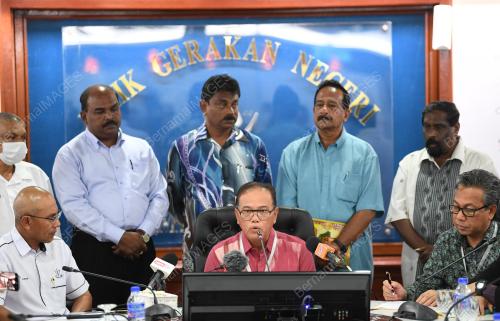 DATUK SERI WAN ROSDY WAN ISMAIL