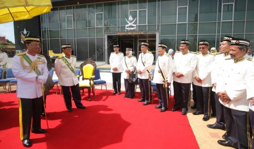 TENGKU ABDULLAH SULTAN AHMAD SHAH