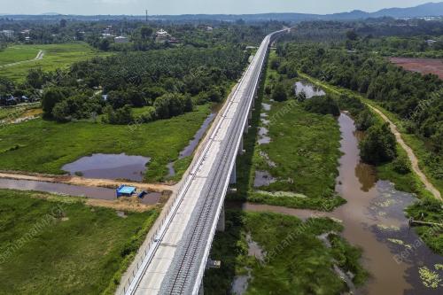 PROJEK LALUAN REL PANTAI TIMUR (ECRL)