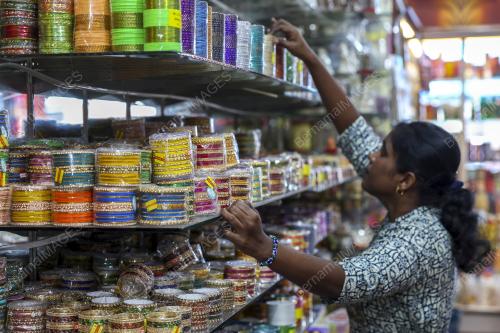 BANTUAN STR RANCAKKAN PERSIAPAN DEEPAVALI