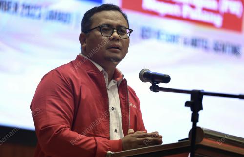 DATUK SERI AMIRUDIN SHARI