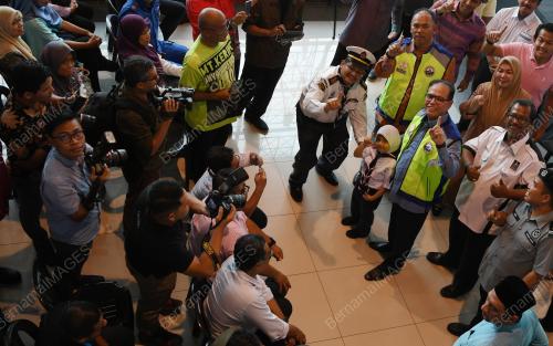 DATUK SERI WAN ROSDY WAN ISMAIL
