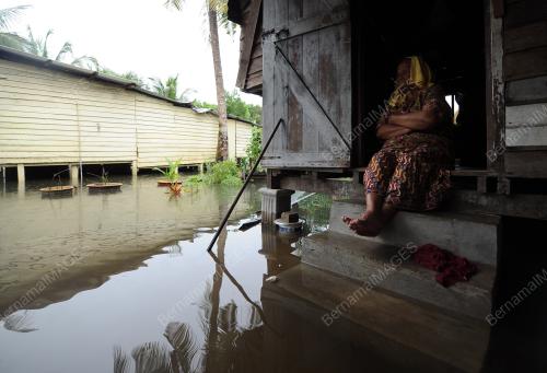PH05_21012017_BANJIR
