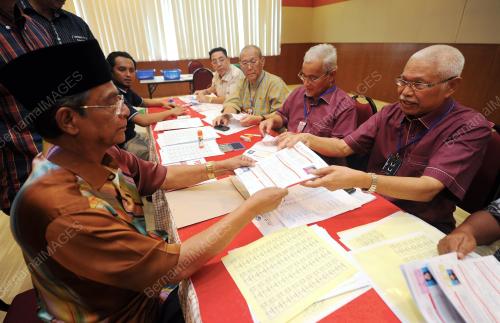 PH05_21092013_UMNO
