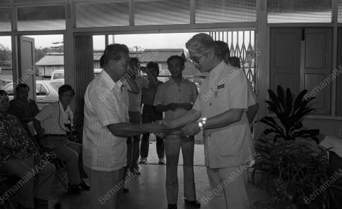 PH05_21092015_BANTUAN_KEBAKARAN