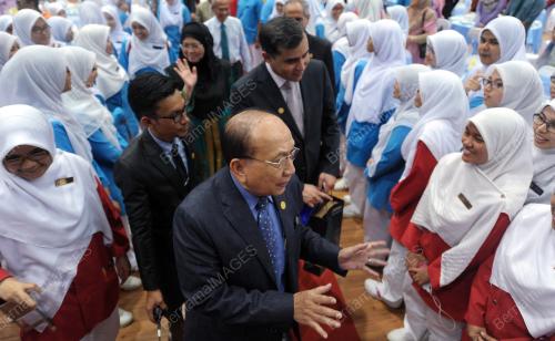 PH05_21102015_IIUM