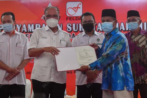 DATUK SERI WAN ROSDY WAN ISMAIL