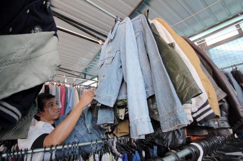 JAKET CUACA SEJUK
