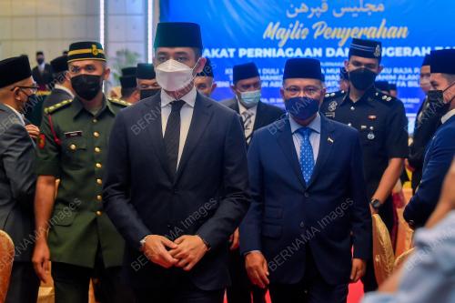 TENGKU HASSANAL IBRAHIM ALAM SHAH AL SULTAN ABDULLAH