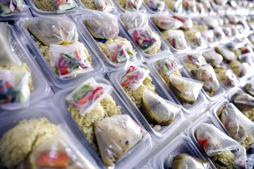 TERIMA TEMPAHAN 2500 PEK MAKANAN SETIAP HARI