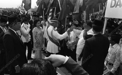PH05_26012015_AGONG_LAWAT