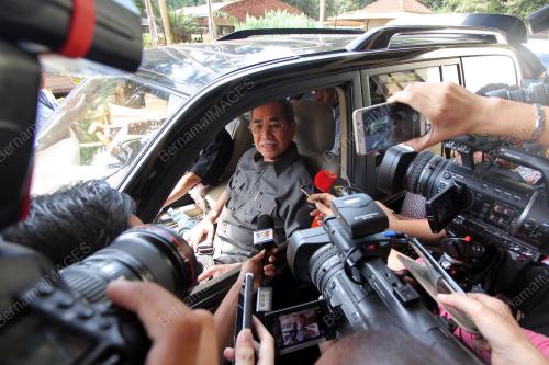 PH05_26022016_JUNAIDI