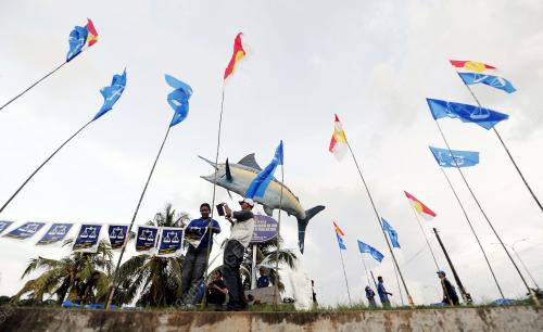 PH05_26042015_BENDERA