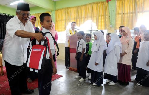 PH05_27022014_BANTUAN