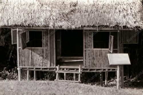 SUKU KAUM ASLI BATEK KUALA TAHAN