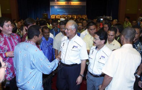 MOHD NAJIB TUN ABDUL RAZAK