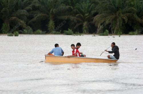 PH06_01022011_BANJIR
