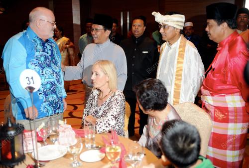 PH06_02092012_SHAFIE