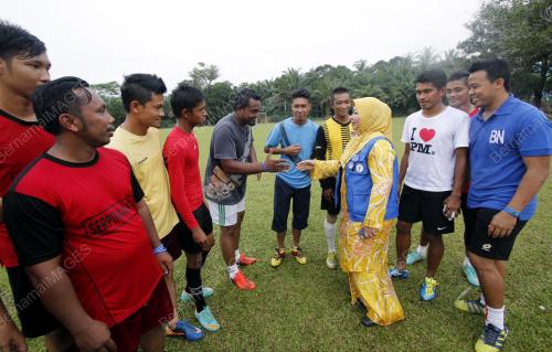 PH06_03052013_SHAHANIZA