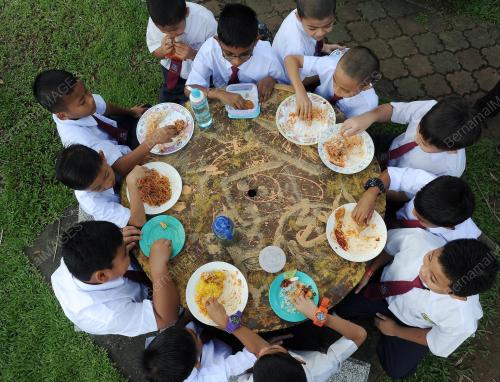 PH06_04012012_SEKOLAH