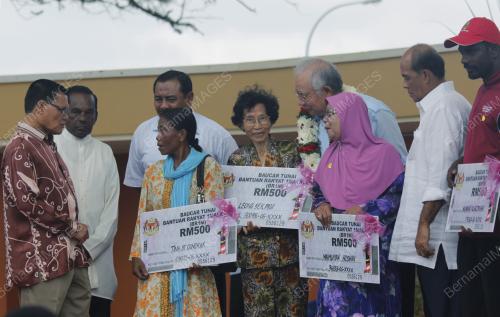 PH06_04022012_NAJIB