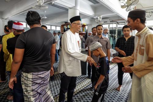 DATUK SERI ISMAIL SABRI YAAKOB