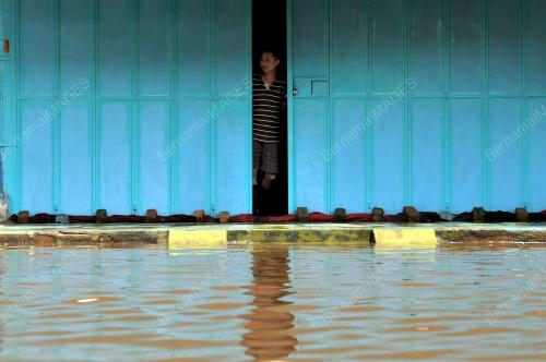 PH06_05012015_TINJAUAN_BANJIR