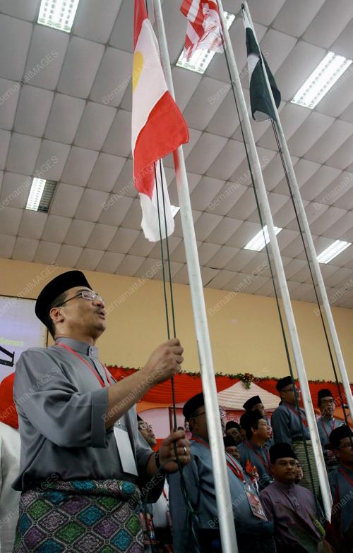 DATUK SERI HISHAMMUDDIN TUN HUSEIN ONN