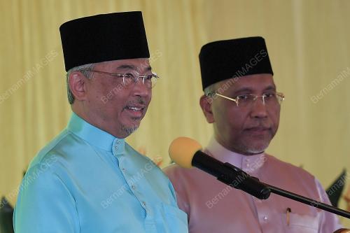 AL-SULTAN ABDULLAH RI'AYATUDDIN AL-MUSTAFA BILLAH SHAH