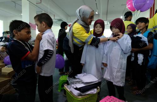 KEMBALI KE SEKOLAH LYNAS