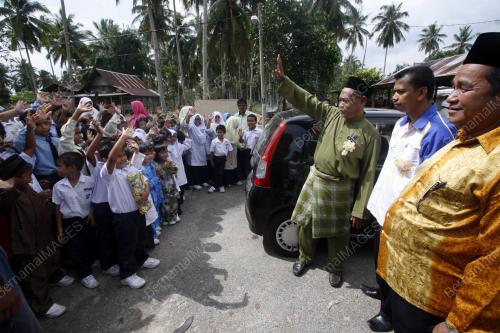 ABU BAKAR MAMAT