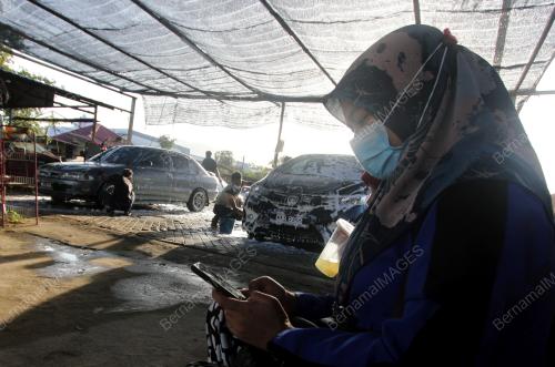 PUSAT MENCUCI KERETA