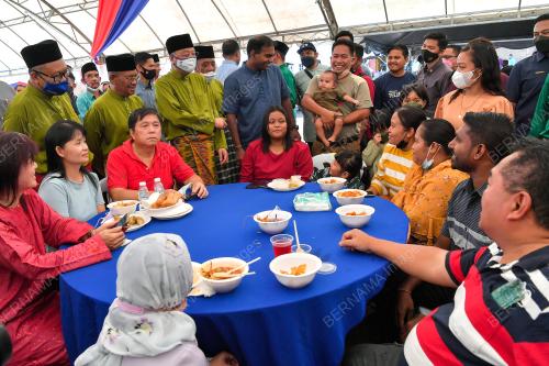 DATUK SERI ISMAIL SABRI YAAKOB
