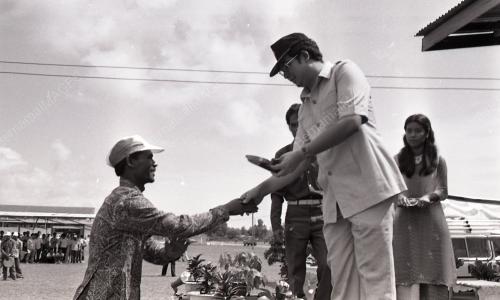 MOHD NAJIB TUN RAZAK