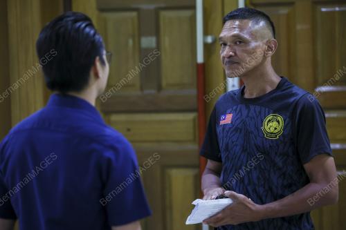 GAMBAR_JELIK