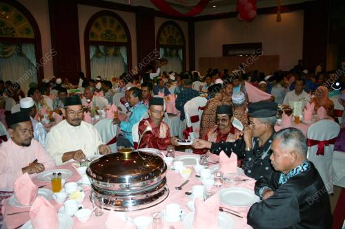 FELCRA_BERBUKA