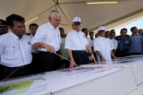 DATUK SERI MOHD NAJIB TUN RAZAK