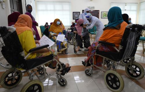ASNAF MENERIMA SUNTIKAN VAKSIN COVID-19