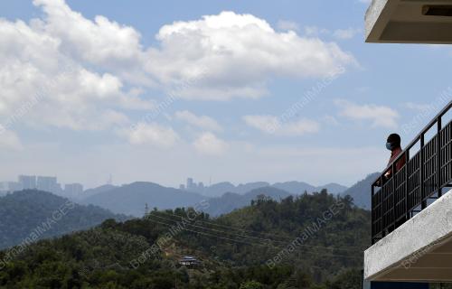 CUACA PANAS