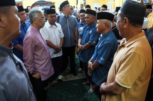 AL-SULTAN ABDULLAH RI'AYATUDDIN AL-MUSTAFA BILLAH SHAH