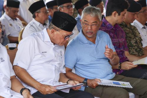 AL-SULTAN ABDULLAH RI'AYATUDDIN AL-MUSTAFA BILLAH SHAH