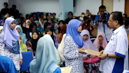 PH06_11082012_ISMAIL
