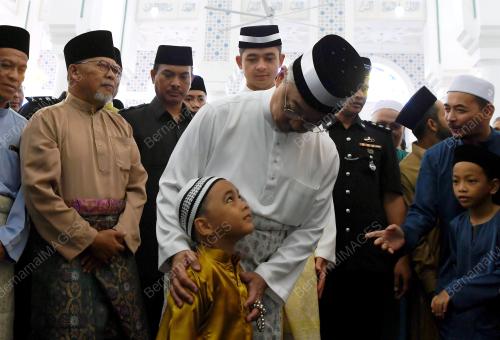 PH06_11082019_AGONG