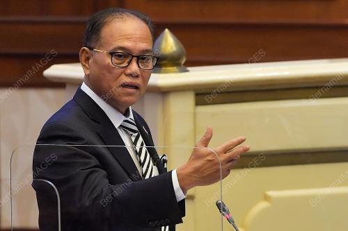 DATUK SERI WAN ROSDY WAN ISMAIL