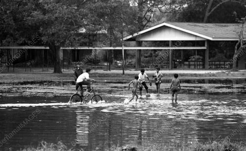 BANJIR KILAT