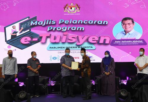 DATUK SAIFUDDIN ABDULLAH