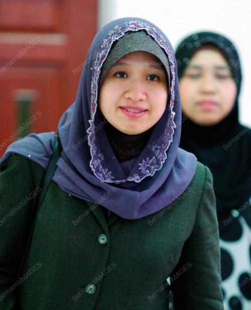 PH06_13062012_MAHKAMAH