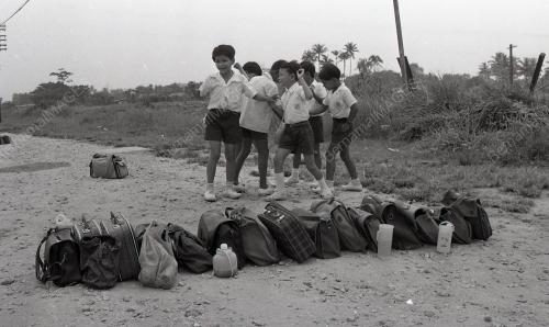 PELAJAR SEKOLAH