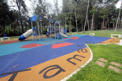 TAMAN GELORA LENGANG