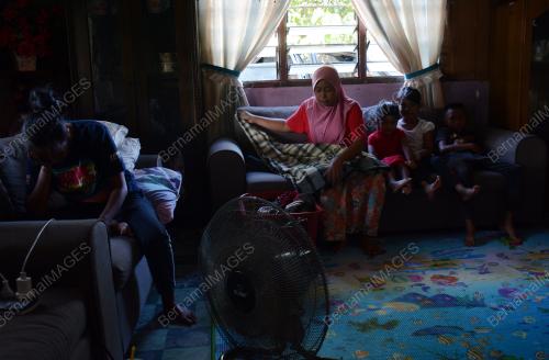 KEKAL DI RUMAH